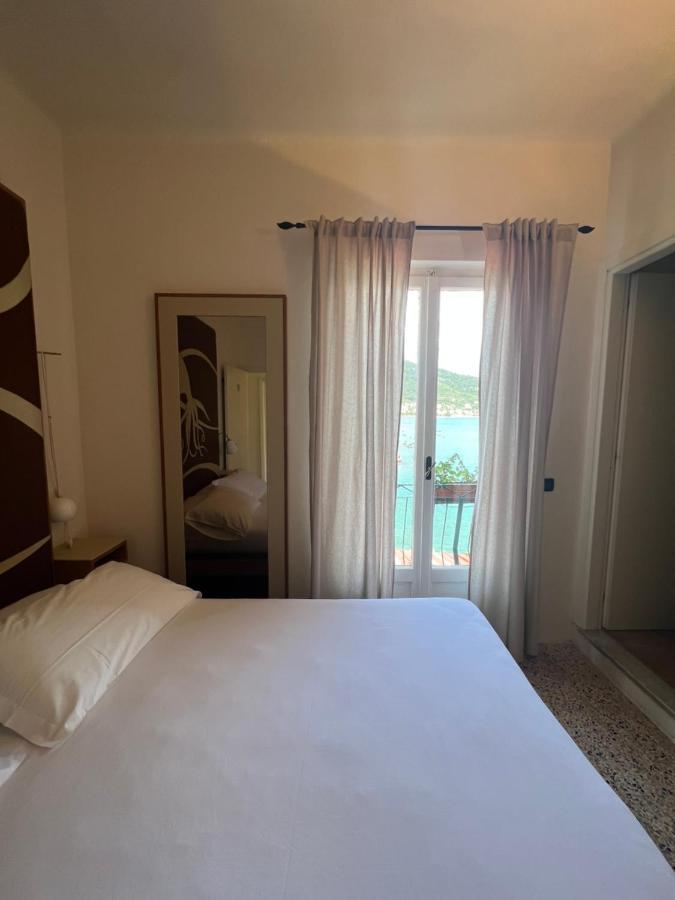 Locanda Lorena Hotel Porto Venere Eksteriør billede